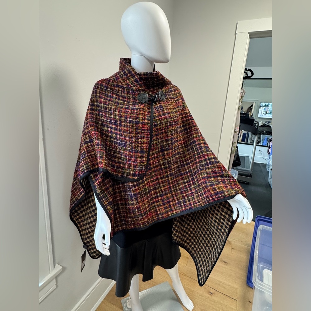 Jones New York Plaid Poncho